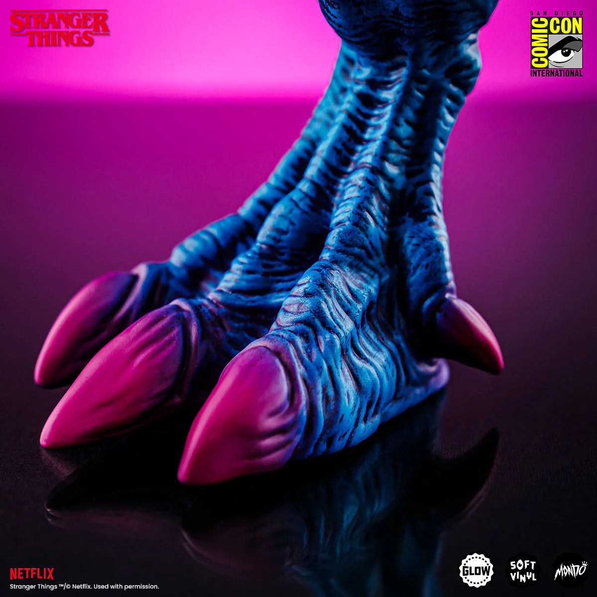 MONDO Stranger Things Demogorgon 80's Fever Variant SDCC LE 300 pcs