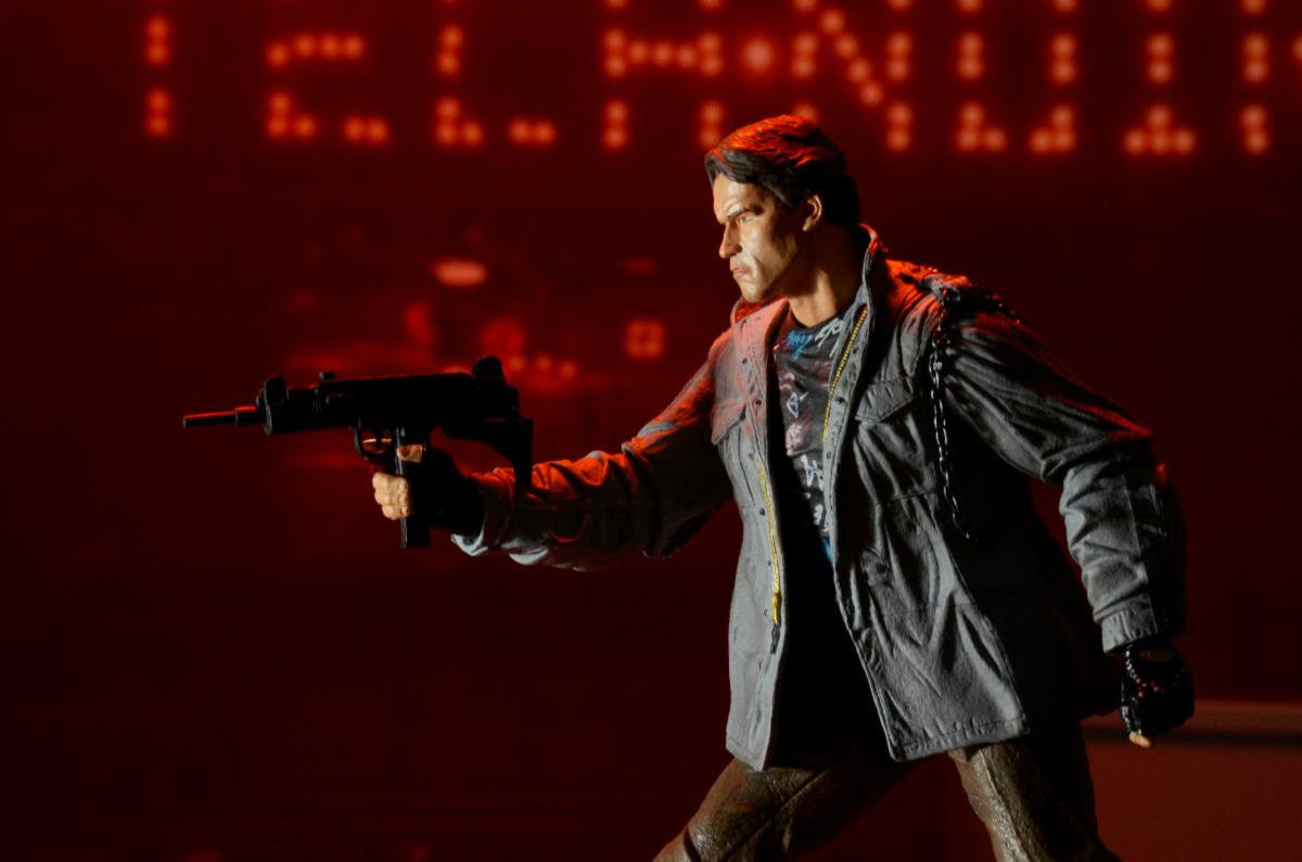 NECA The Terminator T-800 Tech Noir Ultimate 7" Scale Action Figure
