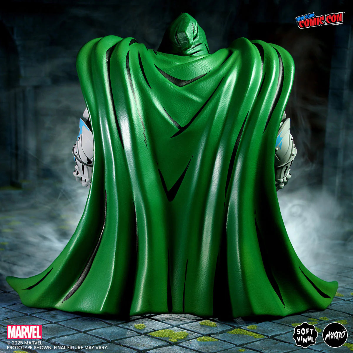 MONDO Marvel Doctor Doom Comic Deco NYCC LE 500pcs