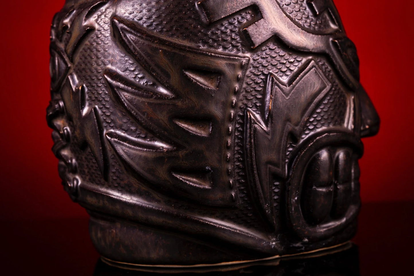MONDO El Ojo Fantastico Tiki Mug - Reclusa Parda Variant